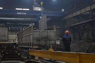 «Мы стоим по ту сторону забора и пытаемся конкурировать за сотрудников, которых нет»